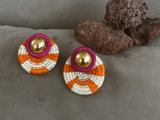 Load image into Gallery viewer, Capella Earrings
