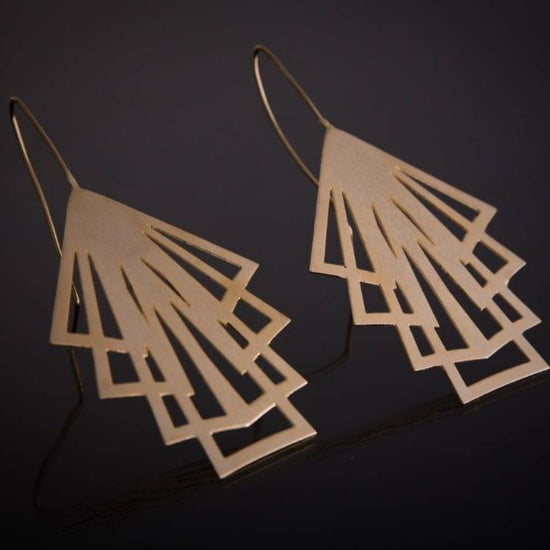 Load image into Gallery viewer, Fan Earrings
