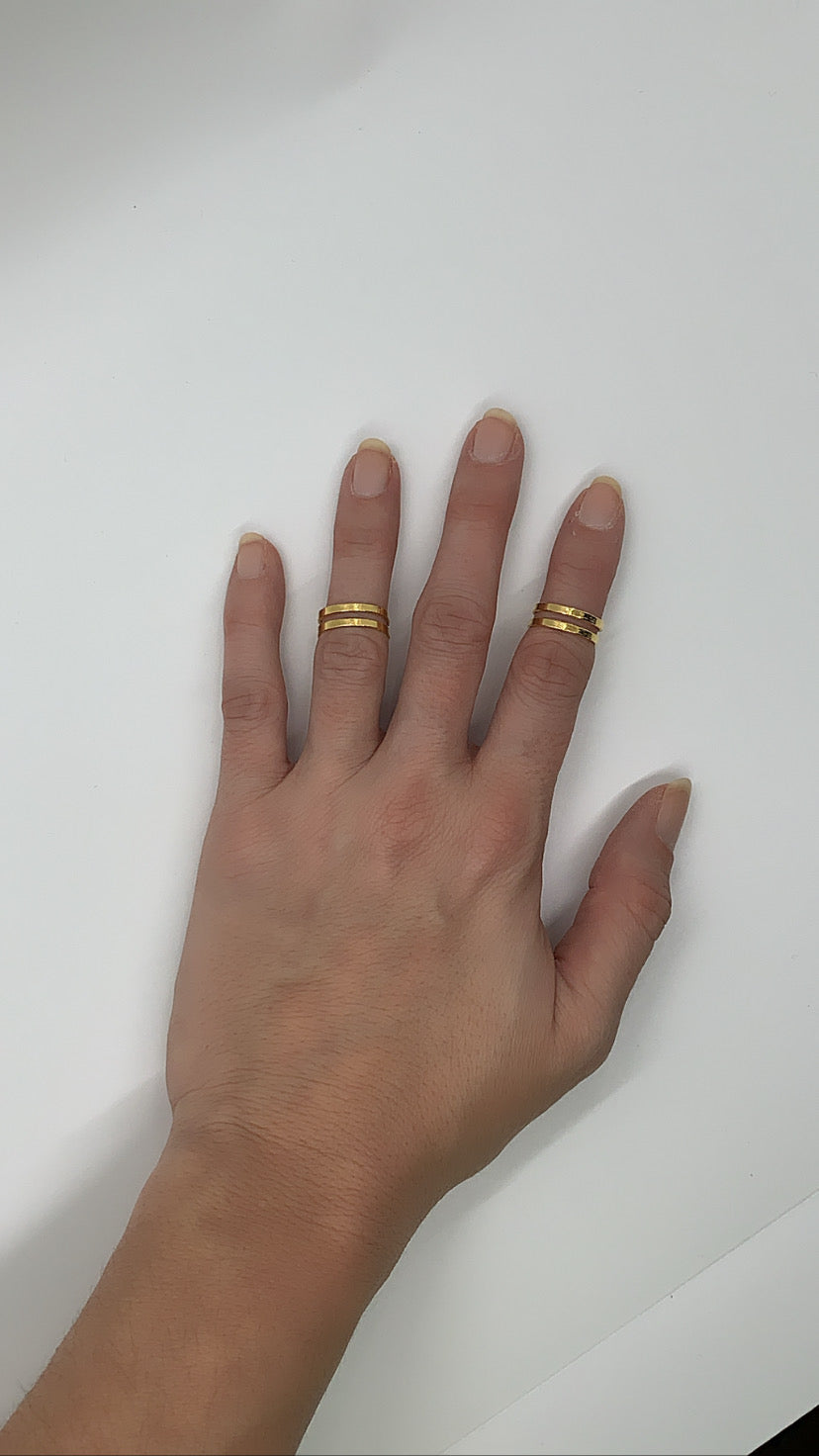 Essence Midi Ring