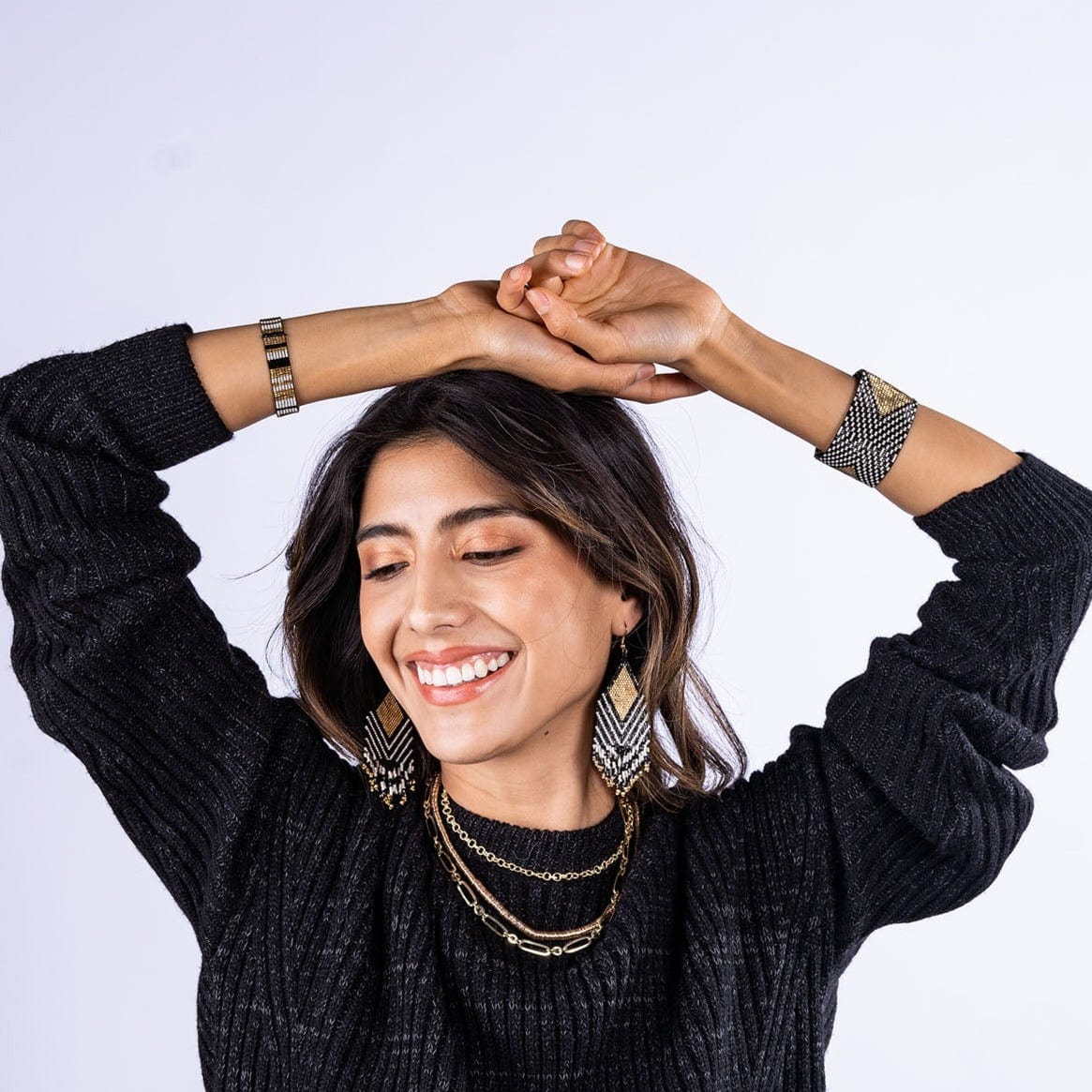 Eloise Black Gold Vertical Lines Luxe Stretch Bracelet