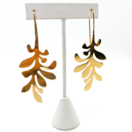 Load image into Gallery viewer, Maria Leaf Earrings
