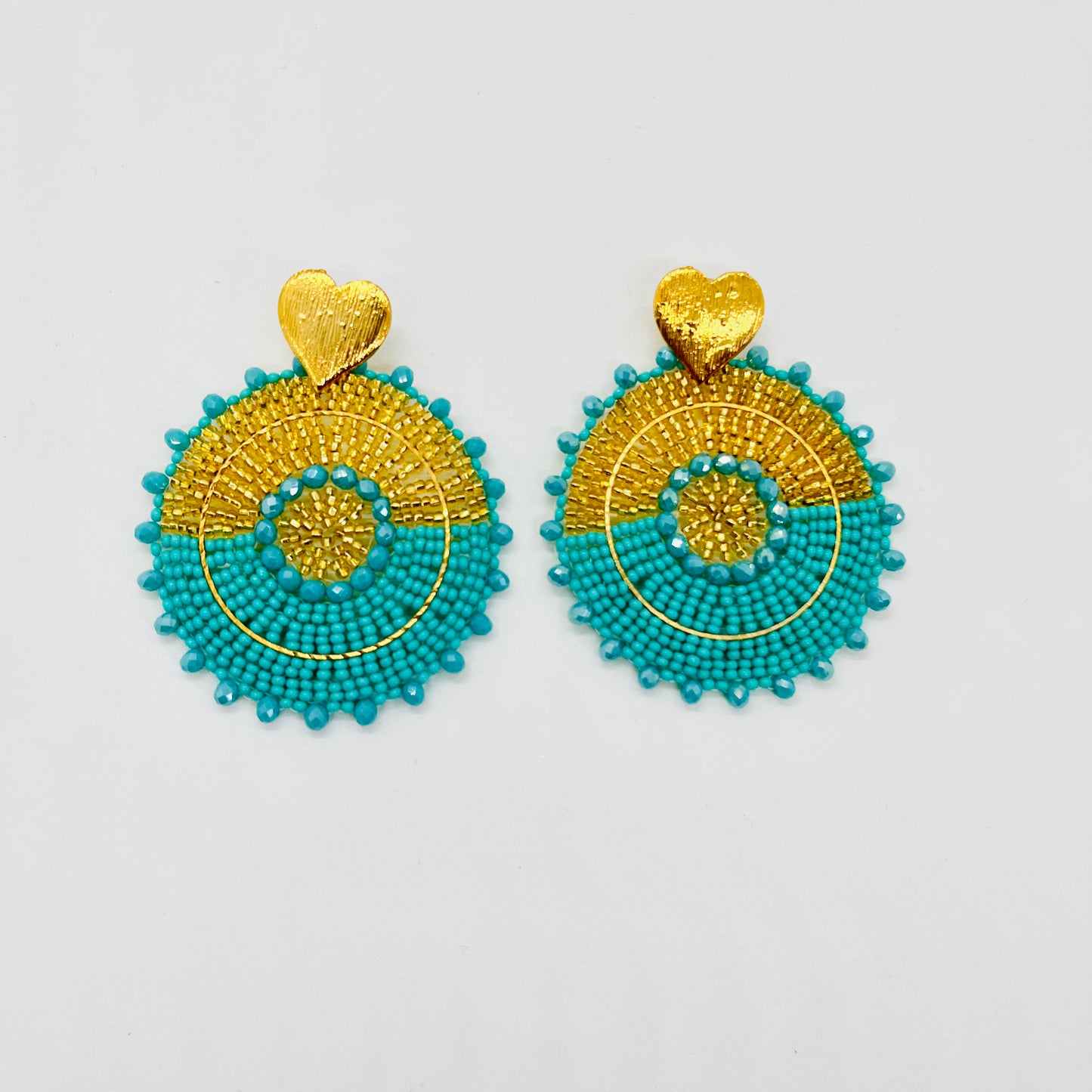 Load image into Gallery viewer, Valentina Heart Earrings
