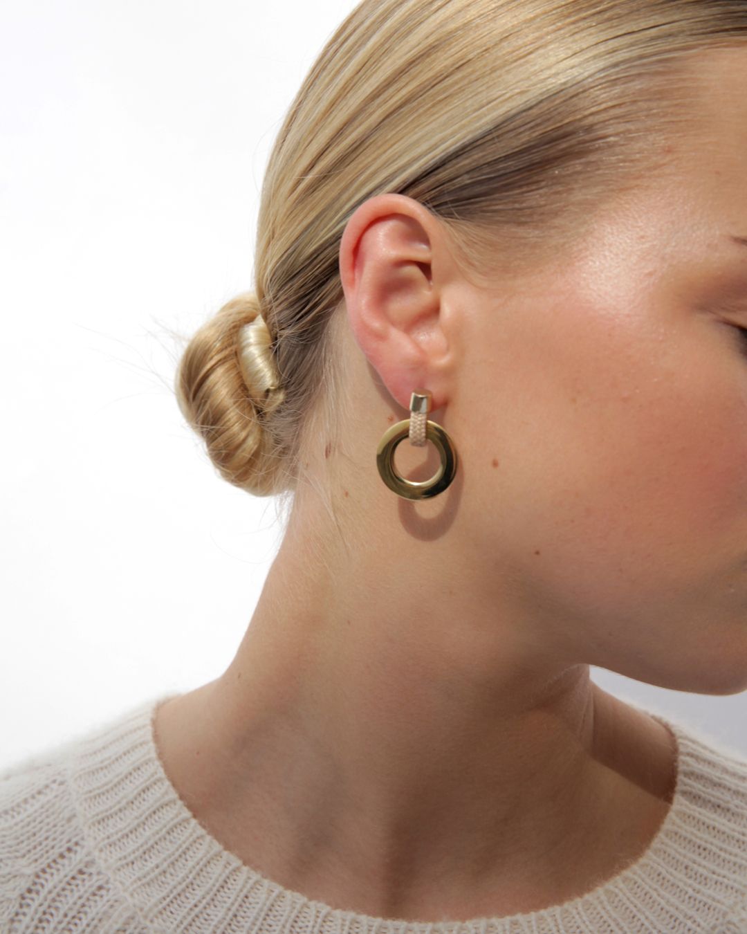 Noor Beige Earrings